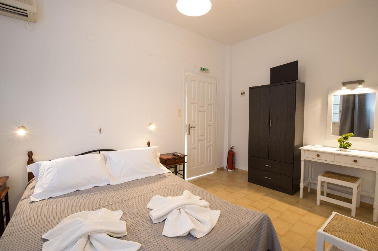 Platis Gialos  Prasini Gonia B&B 외부 사진